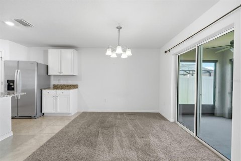 Villa ou maison à louer à Spring Hill, Floride: 4 chambres, 168.34 m2 № 2115887 - photo 21