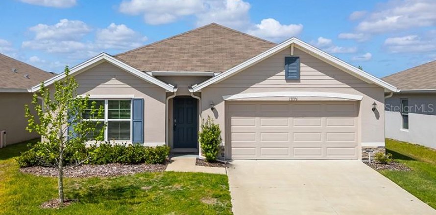 Villa ou maison à Spring Hill, Floride 4 chambres, 168.34 m2 № 2115887