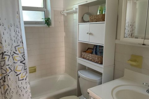 Condominio en alquiler en Dania Beach, Florida, 1 dormitorio, 52.4 m2 № 1953453 - foto 6