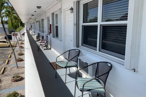 Condominio en alquiler en Dania Beach, Florida, 1 dormitorio, 52.4 m2 № 1953453 - foto 8