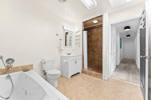 Casa en venta en Cocoa Beach, Florida, 6 dormitorios, 251.39 m2 № 2155919 - foto 28
