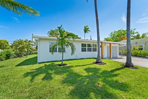 House in West Palm Beach, Florida 2 bedrooms, 77.29 sq.m. № 2083838 - photo 2