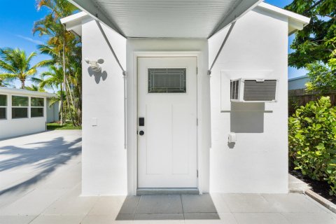 House in West Palm Beach, Florida 2 bedrooms, 77.29 sq.m. № 2083838 - photo 23