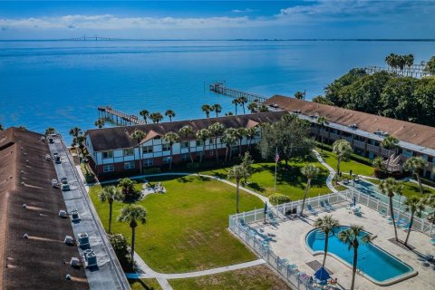 Condominio en venta en Saint Petersburg, Florida, 2 dormitorios, 72 m2 № 1616647 - foto 1