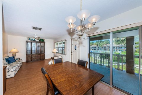 Condominio en venta en Saint Petersburg, Florida, 2 dormitorios, 72 m2 № 1616647 - foto 3