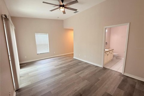 Touwnhouse à louer à Largo, Floride: 2 chambres, 125.42 m2 № 2106903 - photo 17