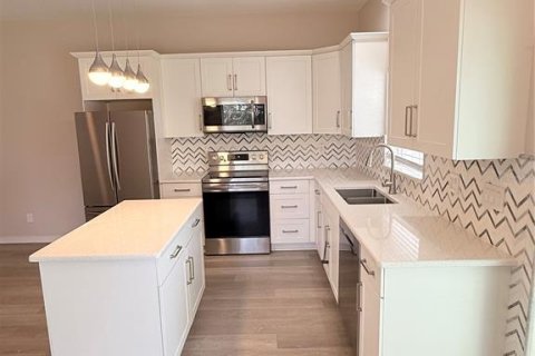 Touwnhouse à louer à Largo, Floride: 2 chambres, 125.42 m2 № 2106903 - photo 8