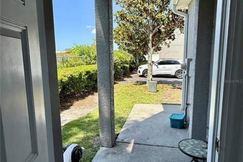 Touwnhouse à louer à Largo, Floride: 2 chambres, 125.42 m2 № 2106903 - photo 3