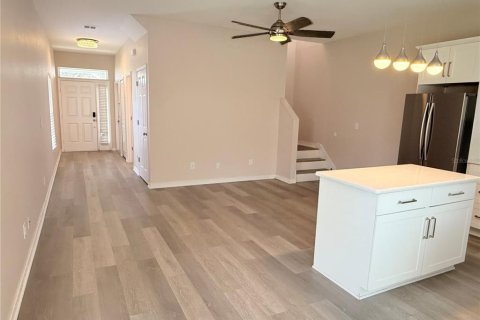 Touwnhouse à louer à Largo, Floride: 2 chambres, 125.42 m2 № 2106903 - photo 9