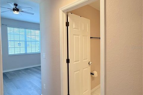 Touwnhouse à louer à Largo, Floride: 2 chambres, 125.42 m2 № 2106903 - photo 26