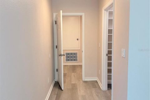 Touwnhouse à louer à Largo, Floride: 2 chambres, 125.42 m2 № 2106903 - photo 24