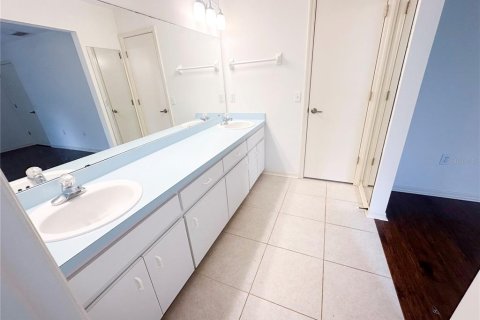 Casa en alquiler en Lakeland, Florida, 2 dormitorios, 129.78 m2 № 1908853 - foto 9