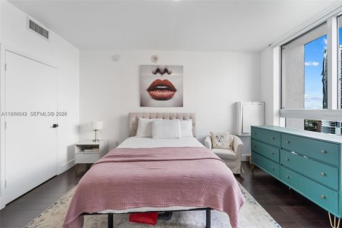 Copropriété à louer à Miami, Floride: 1 chambre, 69.4 m2 № 2048192 - photo 6