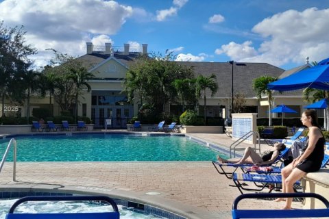 Casa en venta en Kissimmee, Florida, 4 dormitorios № 1852003 - foto 17