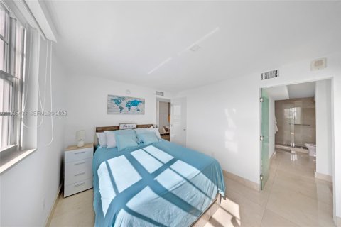 Condominio en venta en Miami Beach, Florida, 1 dormitorio, 59.92 m2 № 1993671 - foto 25