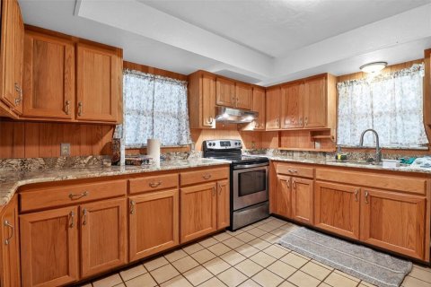 House in Sebring, Florida 3 bedrooms, 130.81 sq.m. № 1902513 - photo 15