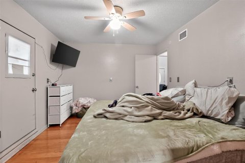 House in Sebring, Florida 3 bedrooms, 130.81 sq.m. № 1902513 - photo 21