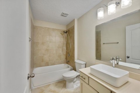 House in Palm Coast, Florida 4 bedrooms, 219.53 sq.m. № 1684792 - photo 21
