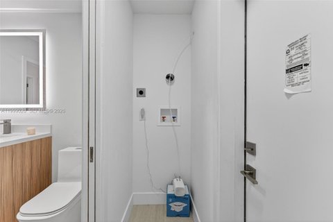 Купить виллу или дом в Майами-Гарденс, Флорида 3 спальни, 104.52м2, № 2060993 - фото 12