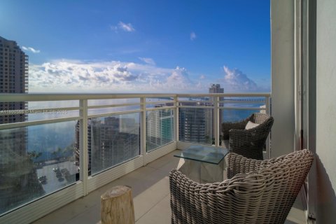 Condo in Miami, Florida, 3 bedrooms  № 1943642 - photo 17