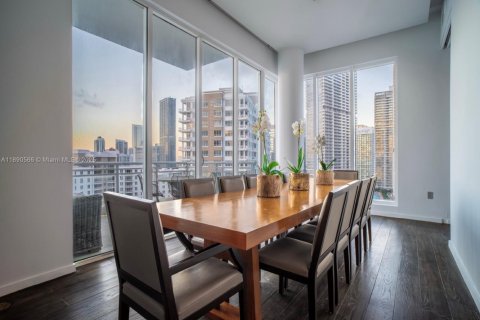 Condo in Miami, Florida, 3 bedrooms  № 1943642 - photo 4
