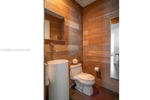Condo in Miami, Florida, 3 bedrooms  № 1943642 - photo 10