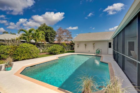 House in Wellington, Florida 4 bedrooms, 204.2 sq.m. № 1225808 - photo 1