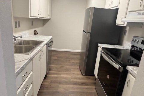 Copropriété à louer à Altamonte Springs, Floride: 2 chambres, 93.09 m2 № 2167857 - photo 6