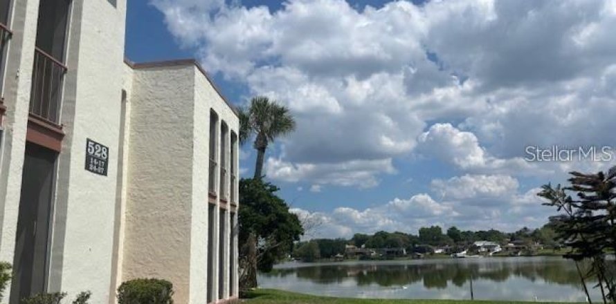 Condo à Altamonte Springs, Floride, 2 chambres  № 2167857