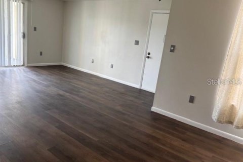 Copropriété à louer à Altamonte Springs, Floride: 2 chambres, 93.09 m2 № 2167857 - photo 3