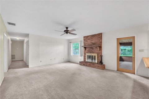 House in Brandon, Florida 3 bedrooms, 178.37 sq.m. № 2277890 - photo 23