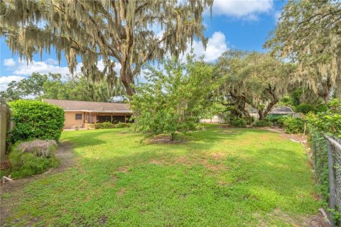 House in Brandon, Florida 3 bedrooms, 178.37 sq.m. № 2277890 - photo 12