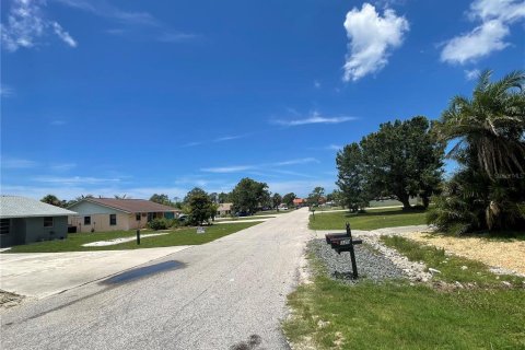 Casa en venta en Englewood, Florida, 1 dormitorio, 89.84 m2 № 1910369 - foto 11