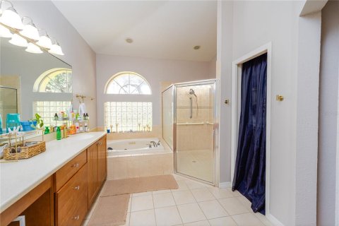 Casa en venta en Tampa, Florida, 3 dormitorios, 182.55 m2 № 1918381 - foto 13