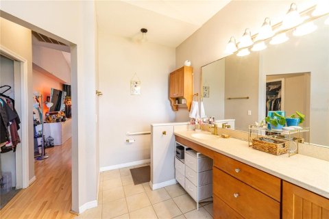 Casa en venta en Tampa, Florida, 3 dormitorios, 182.55 m2 № 1918381 - foto 12