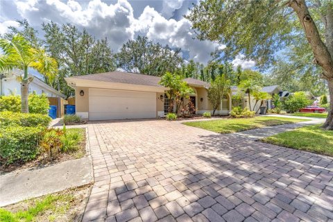 Casa en venta en Tampa, Florida, 3 dormitorios, 182.55 m2 № 1918381 - foto 2