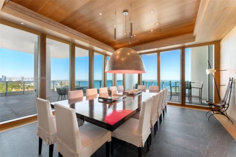 Copropriété à vendre à Miami, Floride: 5 chambres, 655.98 m2 № 1964892 - photo 2