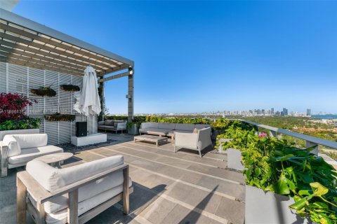 Copropriété à vendre à Miami, Floride: 5 chambres, 655.98 m2 № 1964892 - photo 24