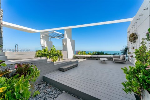 Copropriété à vendre à Miami, Floride: 5 chambres, 655.98 m2 № 1964892 - photo 23