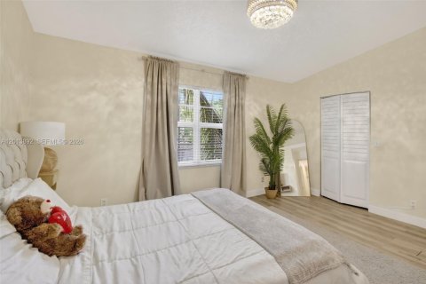 Adosado en alquiler en Sunrise, Florida, 3 dormitorios, 148.27 m2 № 2077815 - foto 25