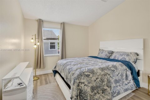 Adosado en alquiler en Sunrise, Florida, 3 dormitorios, 148.27 m2 № 2077815 - foto 28