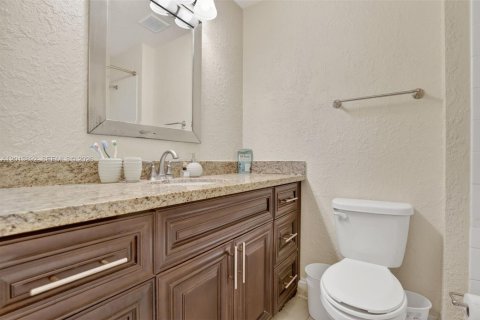 Adosado en alquiler en Sunrise, Florida, 3 dormitorios, 148.27 m2 № 2077815 - foto 30