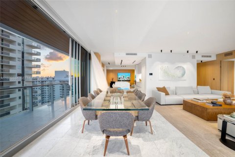 Condo in Miami Beach, Florida, 4 bedrooms  № 1984487 - photo 4