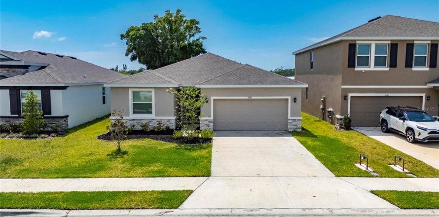 Casa en Bradenton, Florida 4 dormitorios, 189.99 m2 № 1853016