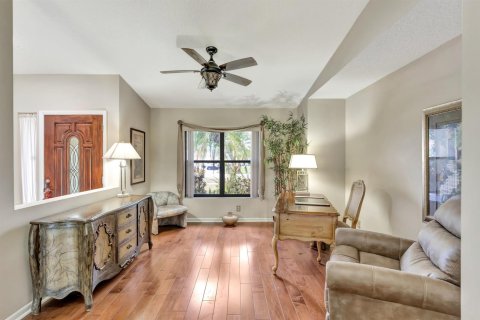 House in Royal Palm Beach, Florida 3 bedrooms, 222.04 sq.m. № 2303594 - photo 14