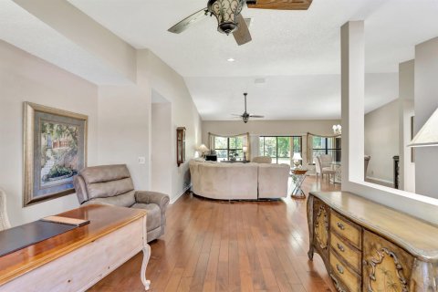 House in Royal Palm Beach, Florida 3 bedrooms, 222.04 sq.m. № 2303594 - photo 12