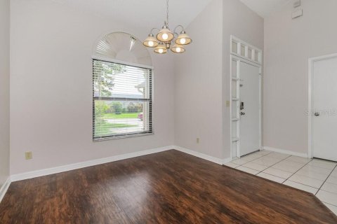 House in Orlando, Florida 4 bedrooms, 178.28 sq.m. № 1851071 - photo 5