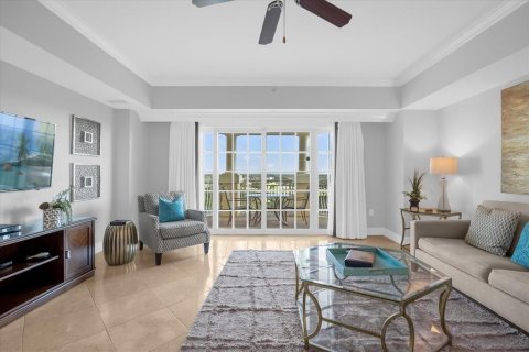 Condo in Four Corners, Florida, 1 bedroom № 2143455 - photo 13