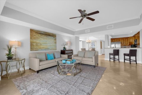 Condo in Four Corners, Florida, 1 bedroom № 2143455 - photo 12