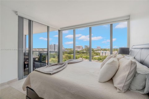 Condo in Miami, Florida, 2 bedrooms  № 1577581 - photo 15